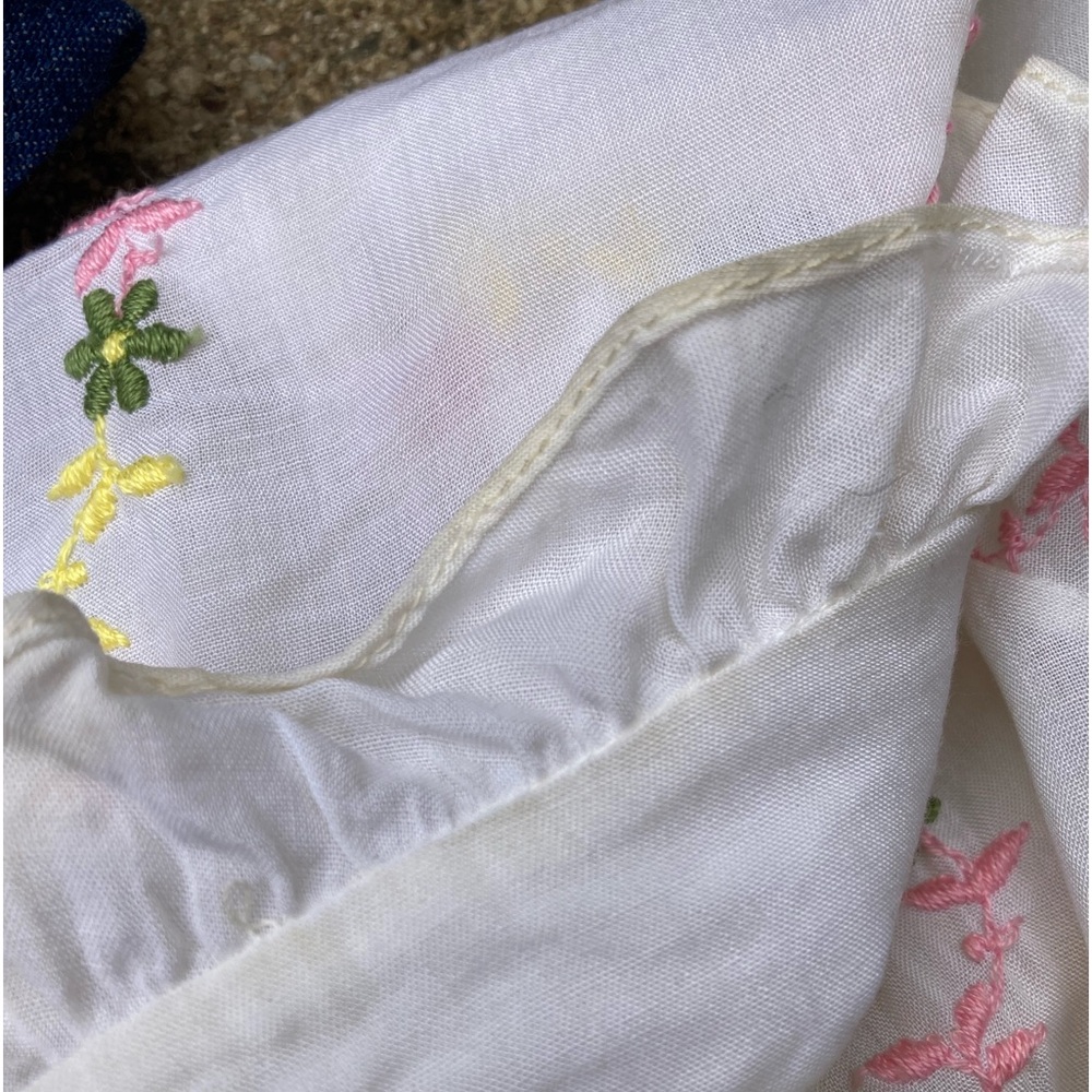 Alice Stuart Embroidered Button-Up Ruffly Top - Picture 9 of 13